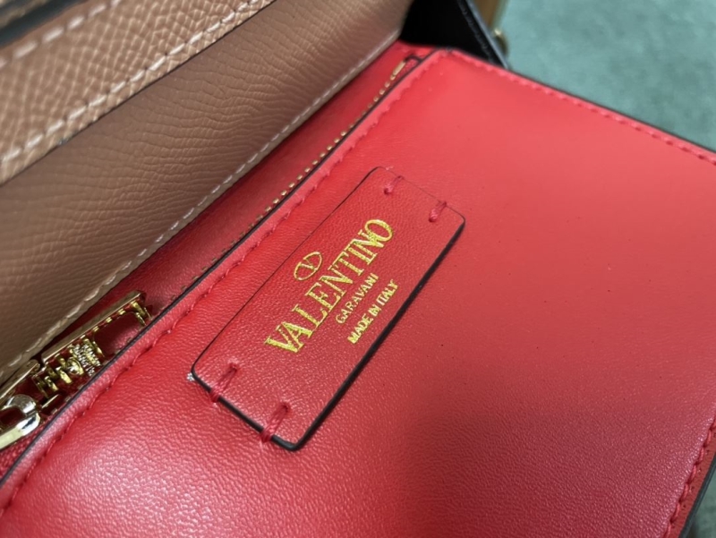 Va1e*ntin0 top handle bag